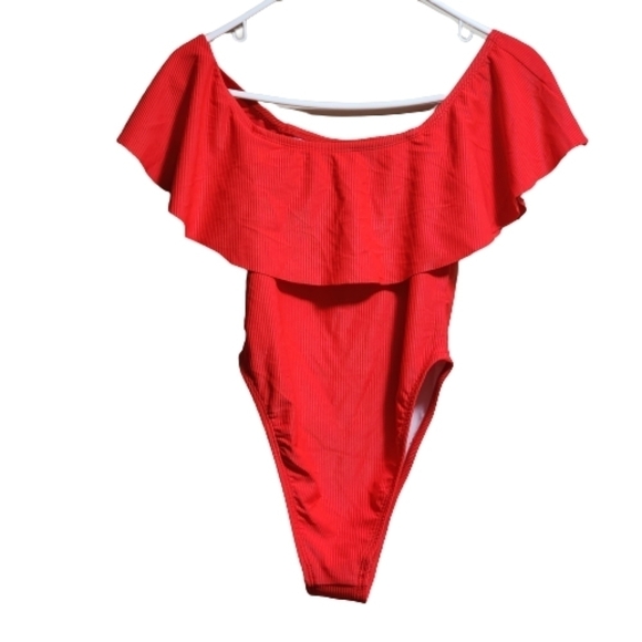 Fashion nova one piece swimming suit with ruffle color red size small - Picture 4 of 6